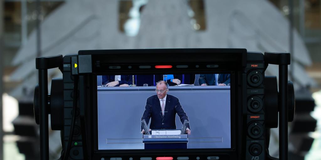 Μερτς: Απειλείται η ευημερία μας, θα γίνουν μεταρρυθμίσεις Μερτς: Απειλείται η ευημερία μας, θα γίνουν μεταρρυθμίσεις