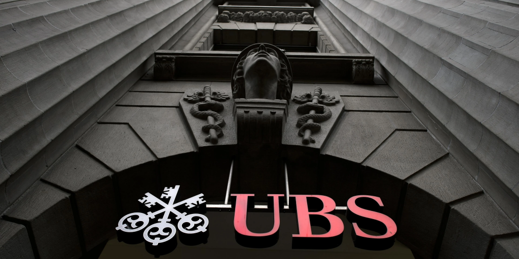 Σε δύσκολη θέση η UBS λόγω των νέων κεφαλαιακών απαιτήσεων της ελβετικής κυβέρνησης Σε δύσκολη θέση η UBS λόγω των νέων κεφαλαιακών απαιτήσεων της ελβετικής κυβέρνησης