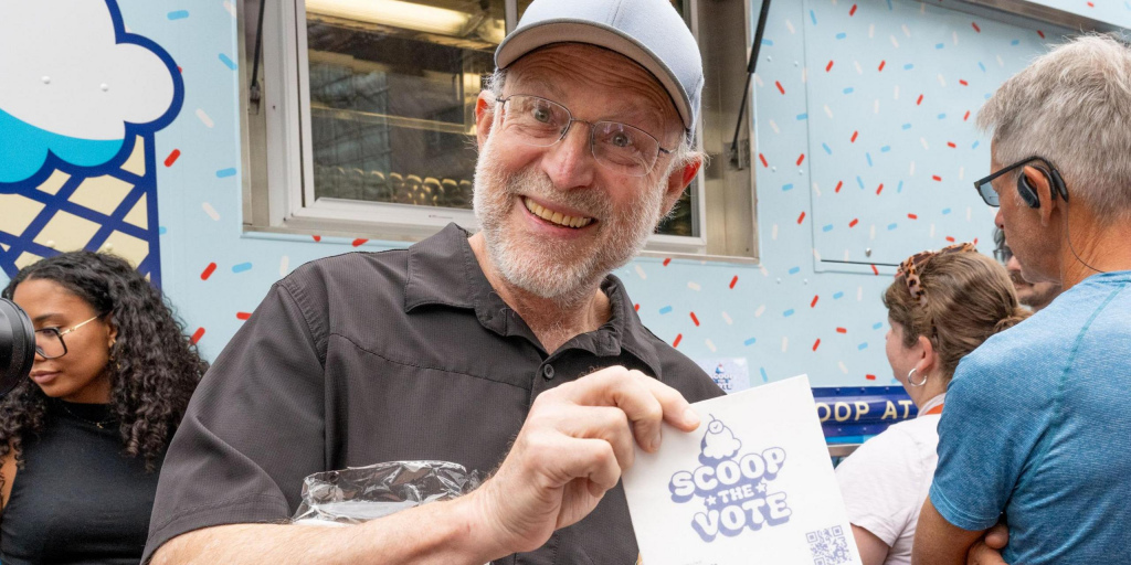 Ben & Jerry’s: Παραιτήθηκε ο συνιδρυτής της εταιρείας Τζέρι Γκρίνφιλντ Ben & Jerry’s: Παραιτήθηκε ο συνιδρυτής της εταιρείας Τζέρι Γκρίνφιλντ