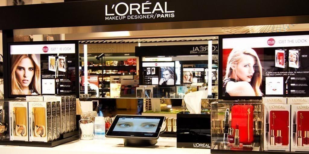 L’Oréal: Επικεντρώνεται στην Armani Beauty αξίας €7 δισ. και αφήνει τη μόδα στην άκρη L’Oréal: Επικεντρώνεται στην Armani Beauty αξίας €7 δισ. και αφήνει τη μόδα στην άκρη