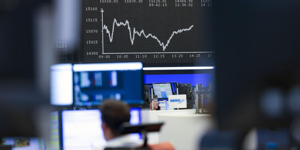 Προσγειώνει και τις ευρωαγορές ο Πάουελ της Fed Προσγειώνει και τις ευρωαγορές ο Πάουελ της Fed