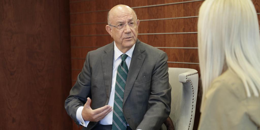 «Αναπτυξιακός και πλεονασματικός» ο προϋπολογισμός 2026, λέει ο ΥΠΟΙΚ