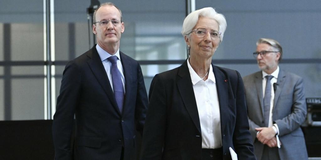 Κριστίν Λαγκάρντ: Δείχνει τον Κλάας Κνοτ για διάδοχό της στην ΕΚΤ Κριστίν Λαγκάρντ: Δείχνει τον Κλάας Κνοτ για διάδοχό της στην ΕΚΤ