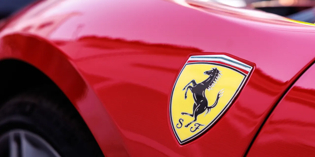 Ferrari: Βουτιά 13% για τη μετοχή μετά τη μείωση των στόχων για τα ηλεκτρικά Ferrari: Βουτιά 13% για τη μετοχή μετά τη μείωση των στόχων για τα ηλεκτρικά
