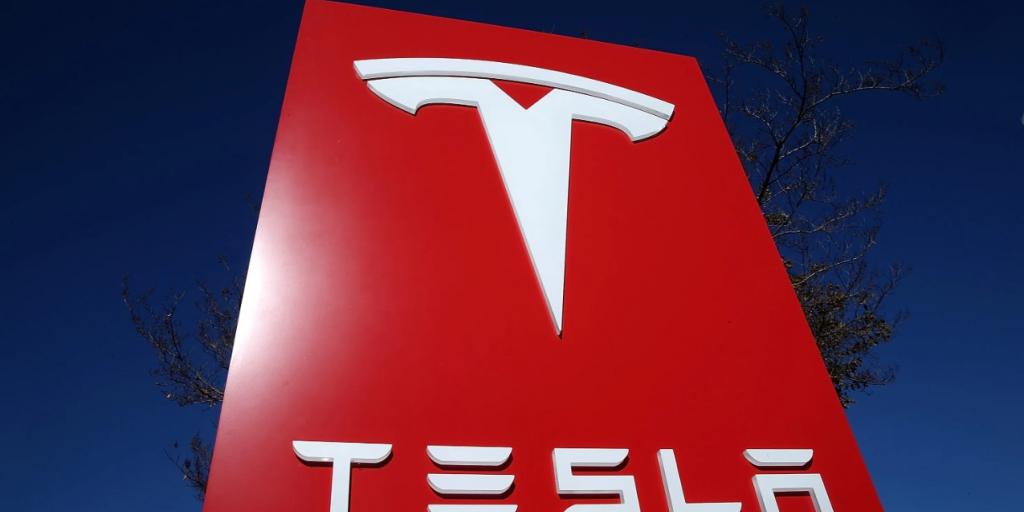 Η Tesla ρίχνει τις τιμές – Νέα Model 3 και Model Y κάτω από .000