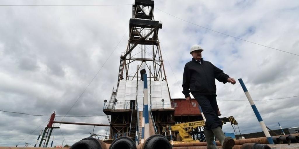 Εκτίναξη για το πετρέλαιο μετά τις αμερικανικές κυρώσεις σε Rosneft – Lukoil Εκτίναξη για το πετρέλαιο μετά τις αμερικανικές κυρώσεις σε Rosneft – Lukoil