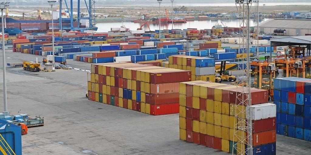 Σε αδιέξοδο οι διαβουλεύσεις – Απεργούν επ’ αόριστον οι μεταφορείς στο λιμάνι Λεμεσού Σε αδιέξοδο οι διαβουλεύσεις – Απεργούν επ’ αόριστον οι μεταφορείς στο λιμάνι Λεμεσού