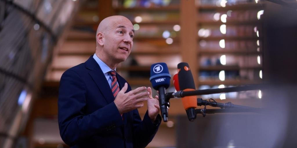 Κόχερ (ΕΚΤ): Ελαφρώς βελτιωμένα τα οικονομικά στοιχεία Κόχερ (ΕΚΤ): Ελαφρώς βελτιωμένα τα οικονομικά στοιχεία