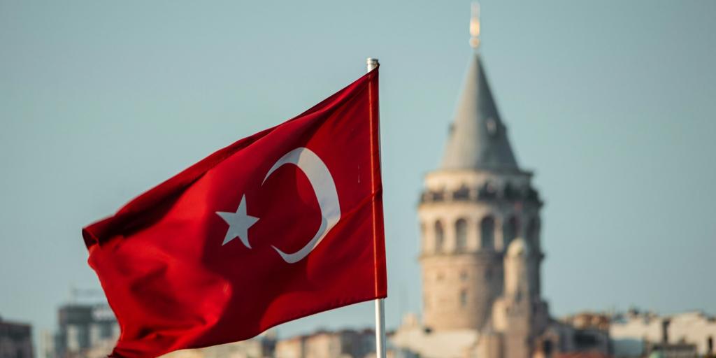 Τουρκία: Πρωτογενές πλεόνασμα και φοροελαφρύνσεις το 2026