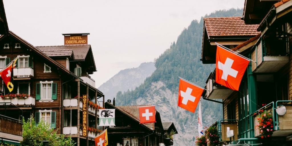 Ελβετία: Άγγιξε τον μηδενικό πληθωρισμό – Πρόκληση το ισχυρό φράγκο