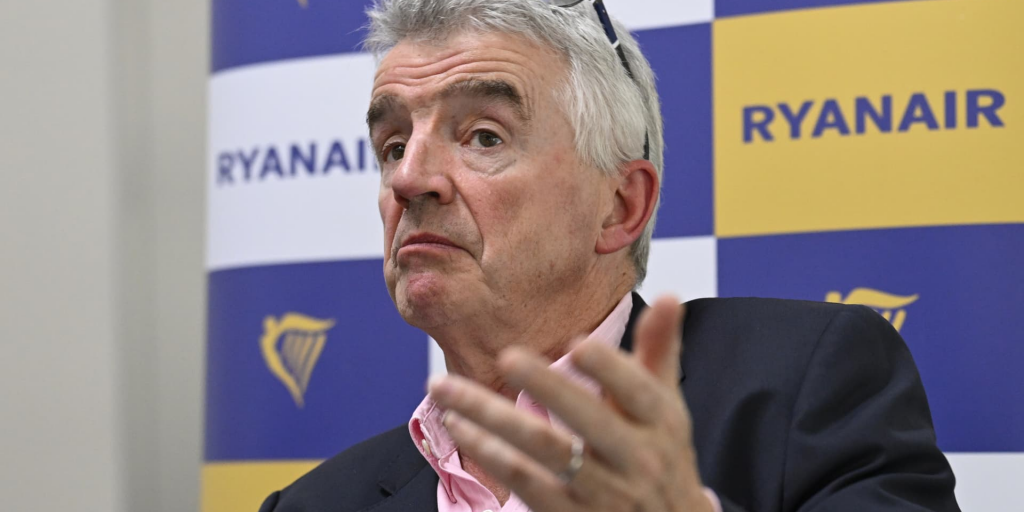 Ο Μάικλ Ο’ Λίρι παίρνει το όπλο του: Απειλεί ότι θα πάρει τα αεροσκάφη της Ryanair από τη Βρετανία