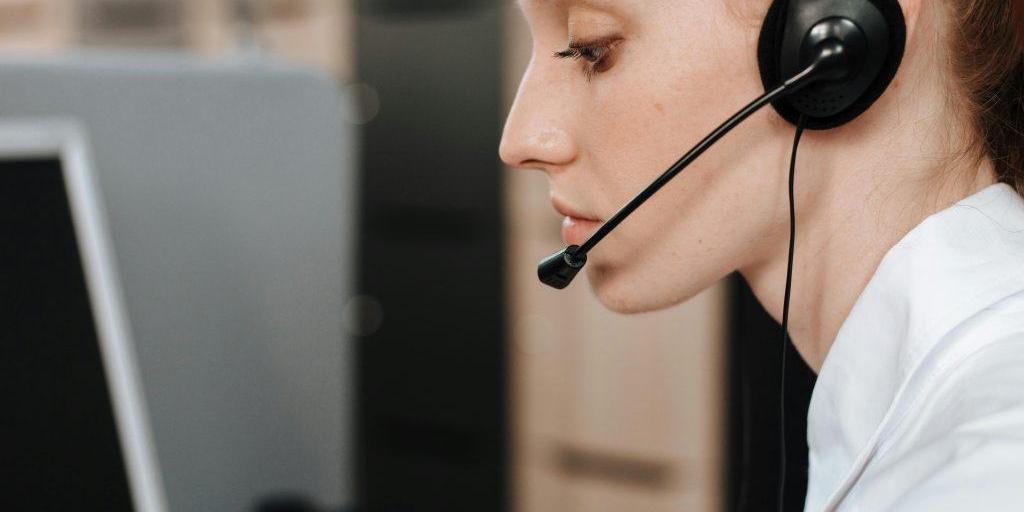 Η ΑΙ θα… σιγήσει τα τηλεφωνικά κέντρα;