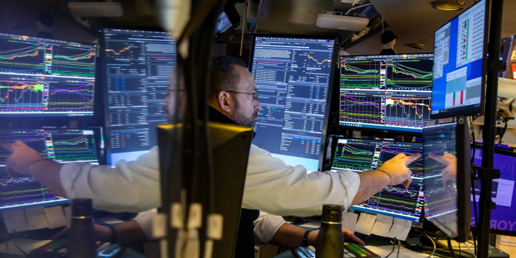 Σε ύψη ρεκόρ οι παγκόσμιες πωλήσεις ομολόγων – Εκτοξεύθηκαν στα ,95 τρισ.