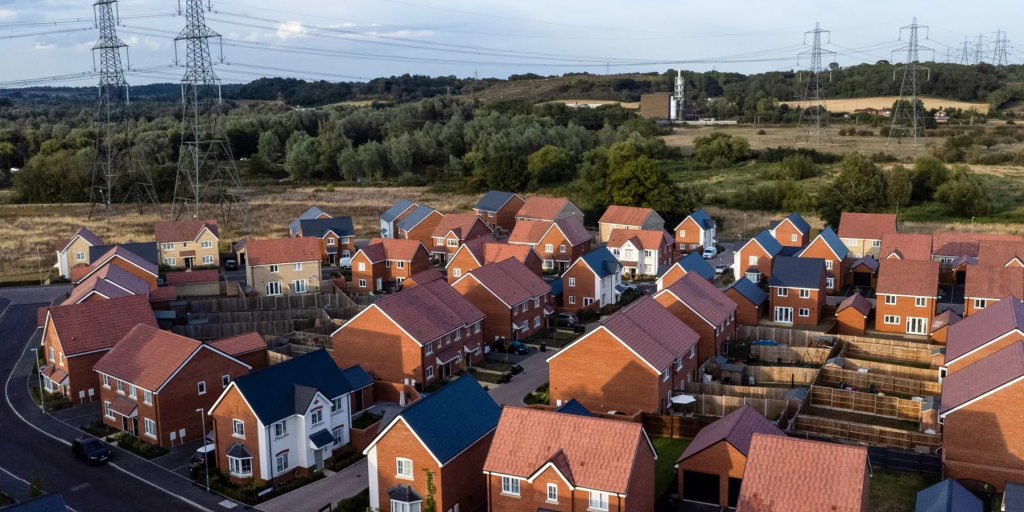 Νέα ενεργειακή κρίση στη Βρετανία: Οι λογαριασμοί αυξάνονται ενώ οι τιμές πέφτουν