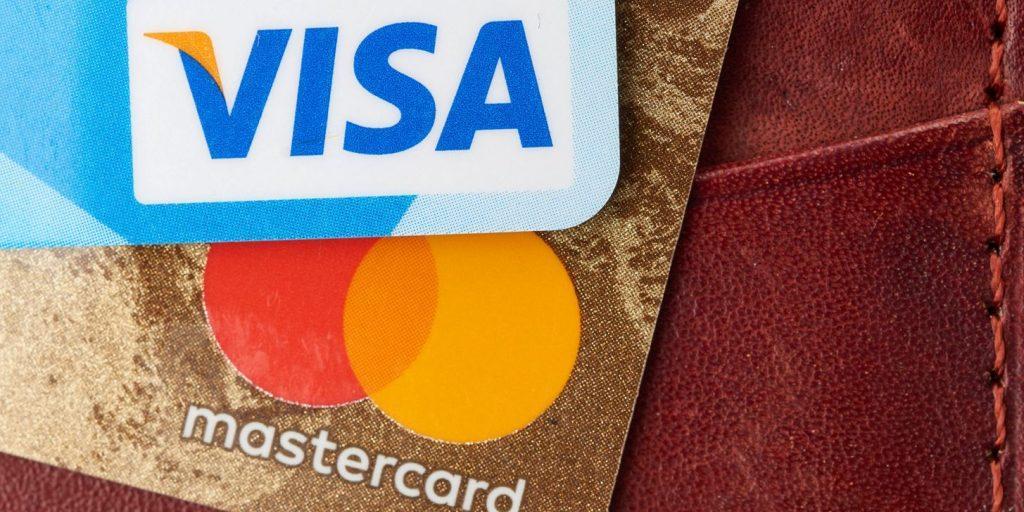Visa – Mastercard: Κοντά σε συμφωνία – Τι περιλαμβάνει