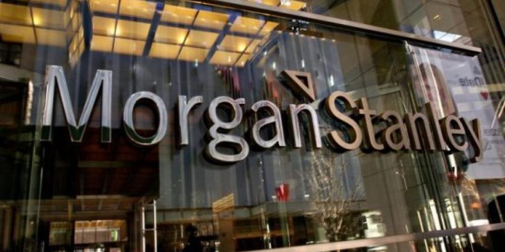 Morgan Stanley: Η AI μπορεί να δώσει το επόμενο αναπτυξιακό άλμα στην οικονομία των ΗΠΑ – Το φρένο των δασμών