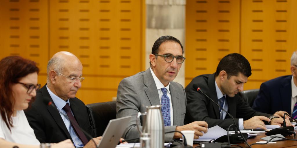 Τα στεγαστικά σχέδια και οι προτεραιότητες του ΥΠΕΣ για το 2026