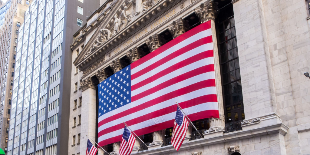 Wall Street: Τα εταιρικά κέρδη οδηγούν το ράλι των μετοχών το 2026