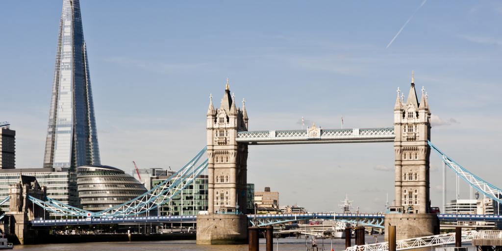 Βρετανία: Πενιχρή άνοδος του ΑΕΠ κατά 0,1% το γ’ τρίμηνο