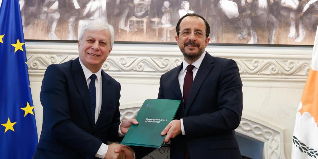 Χτύπησε καμπανάκι ο ΠτΔ – Κίνδυνος να χαθούν 60 εκατ. ευρώ αν δεν ψηφιστεί η αξιολόγηση εκπαιδευτικών