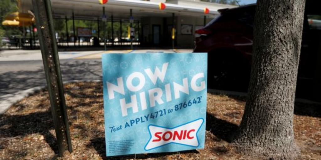 ΗΠΑ: Στις 232.000 οι αιτήσεις επιδομάτων ανεργίας