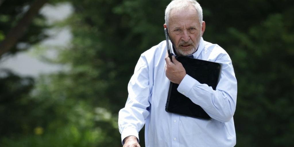 Σκάνδαλο Έπσταϊν: Παραιτήθηκε από το Δ.Σ. της OpenAI ο Λάρι Σάμερς