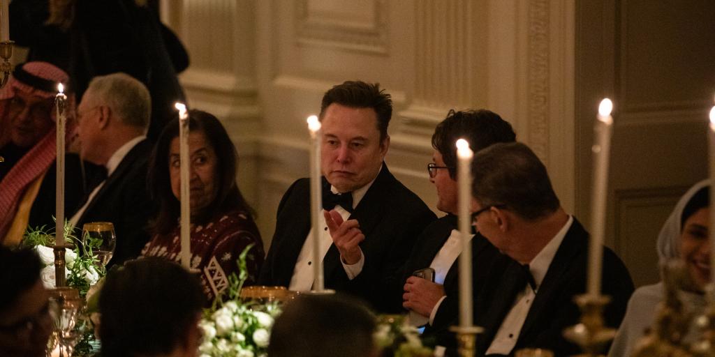 Η μεγάλη «επιστροφή» του Μασκ στο Λευκό Οίκο