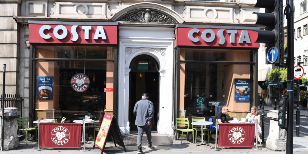 Η Costa Coffee αναζητά ιδιοκτήτη – Ποιοι παίκτες τη διεκδικούν