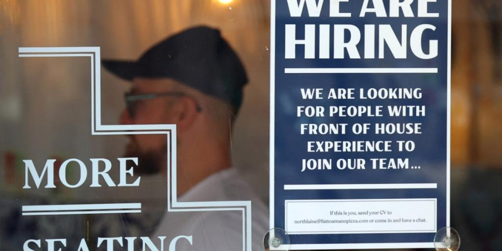 Δυσεπίλυτος ο γρίφος της «παγωμένης» αγοράς εργασίας – «Αυτή είναι μια από τις χειρότερες περιόδους»