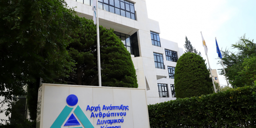 Προσεχώς στα προγράμματα της ΑνΑΔ οι αυτοτελώς– Εγκρίθηκε το νομοσχέδιο