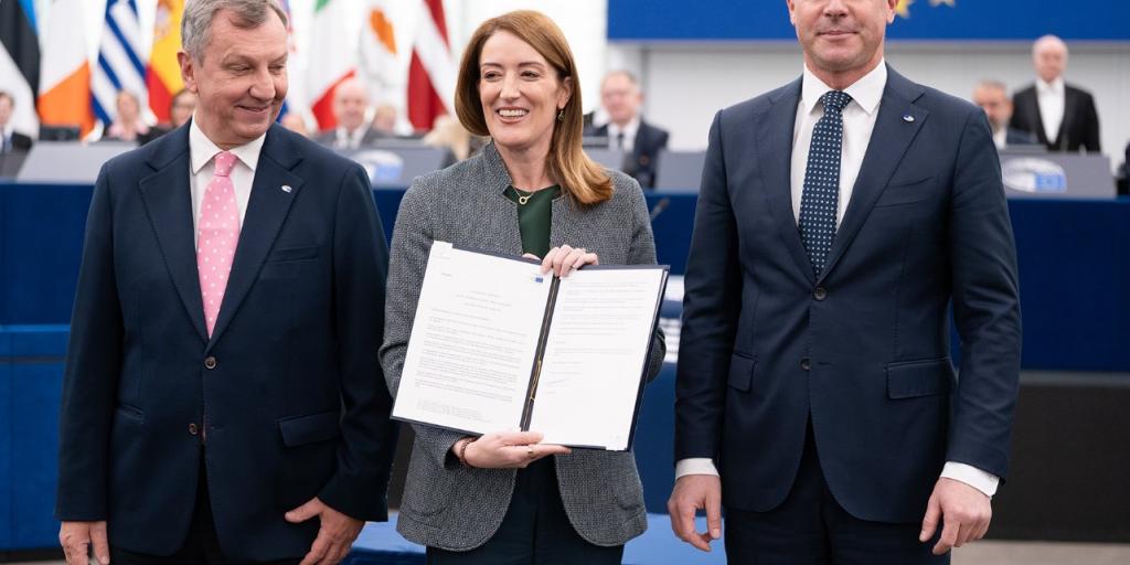 Ευρωκοινοβούλιο: «Πράσινο φως» για τον ετήσιο προϋπολογισμό της ΕΕ