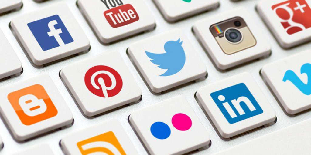 Τέλος τα social media για τους κάτω των 16 ετών; – Τι ζητά η ΕΕ