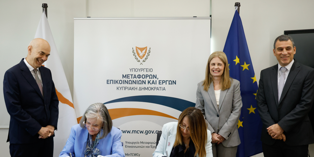 Έπεσαν οι υπογραφές για την απευθείας αεροπορική σύνδεση Λάρνακας – Βρυξελλών