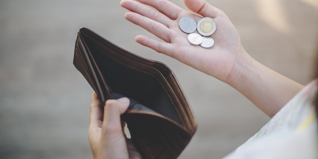 Κάντο όπως η Γαλλία του ’60; Το περίεργο τρικ κατά της ακρίβειας