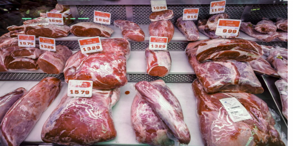 Μπλόκο στις εξαγωγές χοιρινού απο την Ισπανία λόγω πανώλης