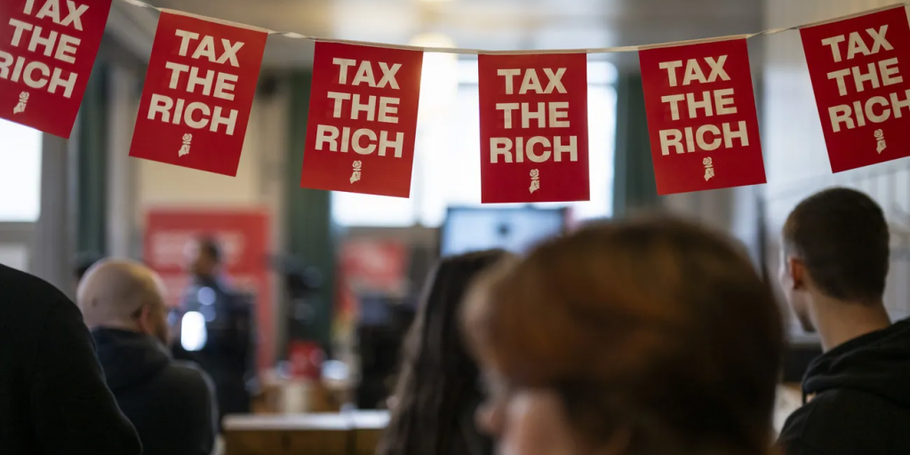 Συντριπτικό «όχι» των Ελβετών στη φορολόγηση των super rich