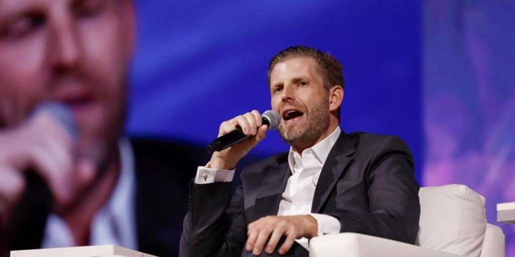 Crypto-πλήγμα για την οικογένεια Τραμπ: Βουτιά 51% σε 26 λεπτά και  δισ. χαμένο σε 2 μήνες