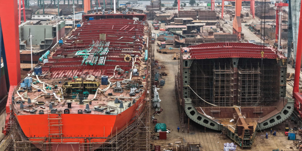 Κινεζικά ναυπηγεία μονοπώλησαν τις παγκόσμιες παραγγελίες νέων πλοίων μέσα σε μία εβδομάδα