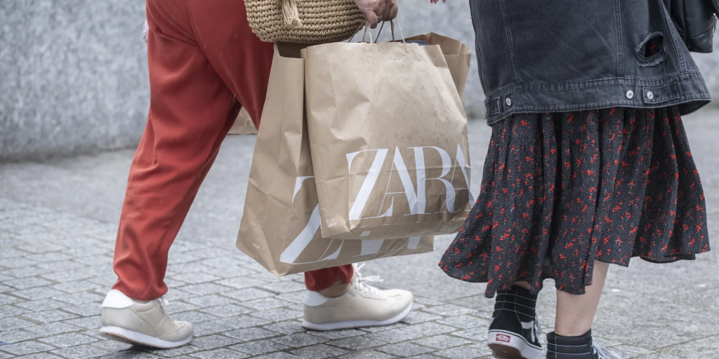 Zara: Αντέχει την κόπωση των καταναλωτών με ισχυρές πωλήσεις τον Νοέμβριο