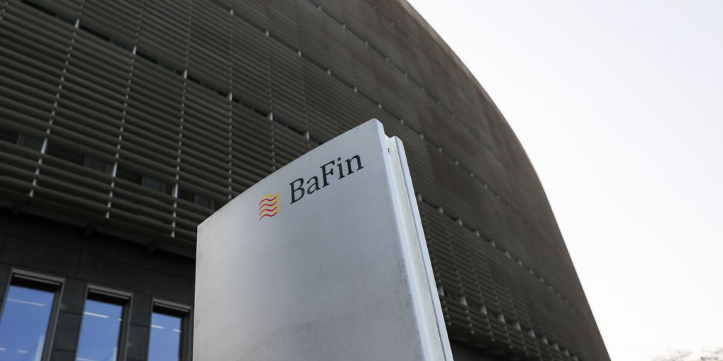 BaFin: Νέος «αόρατος» κίνδυνος για τις γερμανικές τράπεζες από τη συγκέντρωση ισχύος στην AI