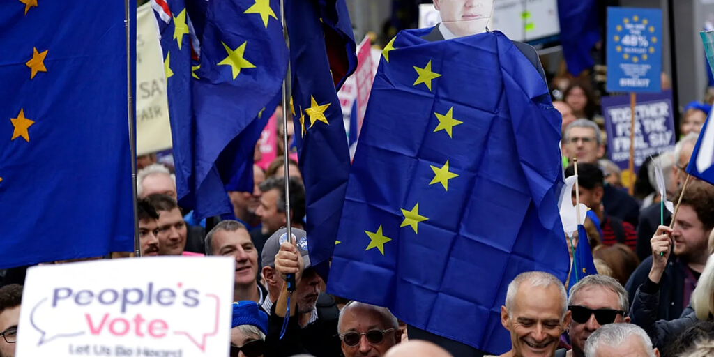 Μια δεκαετία Brexit: Η Βρετανία υπολείπεται των ομολόγων της στο εμπόριο και την ανάπτυξη