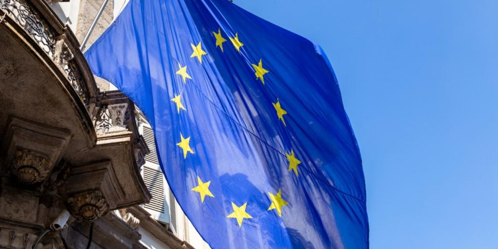 Eurostat: Ήπια ανάκαμψη 0,2% στο ΑΕΠ Ευρωζώνης και 0,3% στην ΕΕ το γ’ τρίμηνο