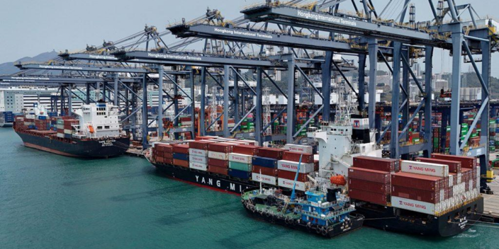 Πώς εκτοξεύθηκε το πλεόνασμα της Κίνας