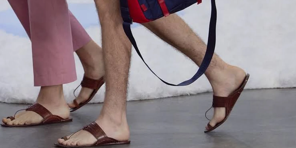 Γιατί η Prada αγαπά τα προϊόντα της Ινδίας;