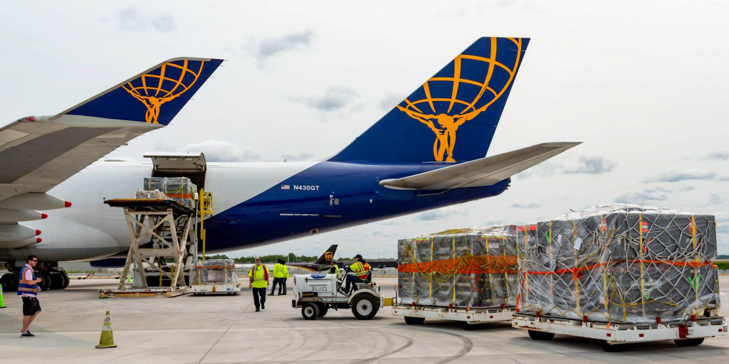 &Eta; Apollo &epsilon;&xi;&epsilon;&tau;ά&zeta;&epsilon;&iota; &tau;&eta;&nu; &pi;&iota;&theta;&alpha;&nu;ό&tau;&eta;&tau;&alpha; &pi;ώ&lambda;&eta;&sigma;&eta;&sigmaf; &tau;&eta;&sigmaf; Atlas Air έ&nu;&alpha;&nu;&tau;&iota; $12 &delta;&iota;&sigma;.