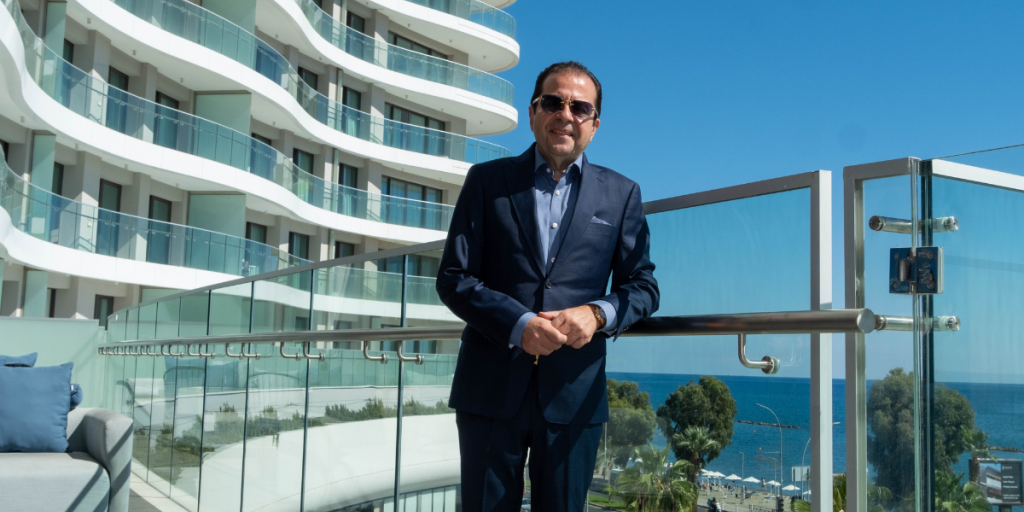 &laquo;&Delta;&epsilon;&nu; &theta;έ&lambda;&omega; &nu;&alpha; &mu;&epsilon; &theta;&upsilon;&mu;&omicron;ύ&nu;&tau;&alpha;&iota; &omega;&sigmaf; &epsilon;&pi;&iota;&chi;&epsilon;&iota;&rho;&eta;&mu;&alpha;&tau;ί&alpha;, &alpha;&lambda;&lambda;ά &omega;&sigmaf; &delta;&eta;&mu;&iota;&omicron;&upsilon;&rho;&gamma;ό&raquo;