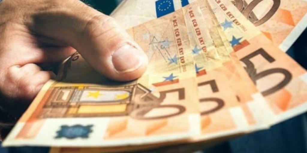 Νέος γύρος αντιπαράθεσης για τον κατώτατο μισθό