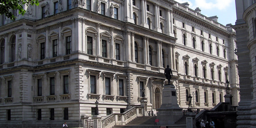 &Beta;&rho;&epsilon;&tau;&alpha;&nu;&iota;&kappa;ό &Upsilon;&Pi;&Epsilon;&Xi;: &Tau;&alpha;&xi;&iota;&delta;&iota;&omega;&tau;&iota;&kappa;έ&sigmaf; &sigma;&upsilon;&mu;&beta;&omicron;&upsilon;&lambda;έ&sigmaf; &gamma;&iota;&alpha; &Kappa;ύ&pi;&rho;&omicron; &kappa;&alpha;&iota; &gamma;&epsilon;&iota;&tau;&omicron;&nu;&iota;&kappa;έ&sigmaf; &chi;ώ&rho;&epsilon;&sigmaf;