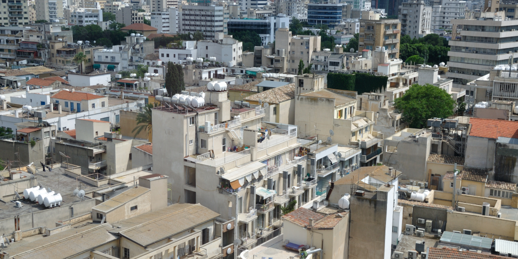 &laquo;&Kappa;ό&nu;&tau;&rho;&alpha;&raquo; &gamma;&iota;&alpha; &kappa;&omicron;&iota;&nu;ό&kappa;&tau;&eta;&tau;&epsilon;&sigmaf; &omicron;&iota;&kappa;&omicron;&delta;&omicron;&mu;έ&sigmaf; &ndash; &Sigma;&tau;&eta;&nu; &alpha;&nu;&tau;&epsilon;&pi;ί&theta;&epsilon;&sigma;&eta; &omicron;&iota; &Epsilon;&Omicron;&Alpha; &mu;&epsilon; &pi;&upsilon;&rho;ά &kappa;&alpha;&tau;ά &tau;&omicron;&upsilon; &Upsilon;&Pi;&Epsilon;&Sigma;