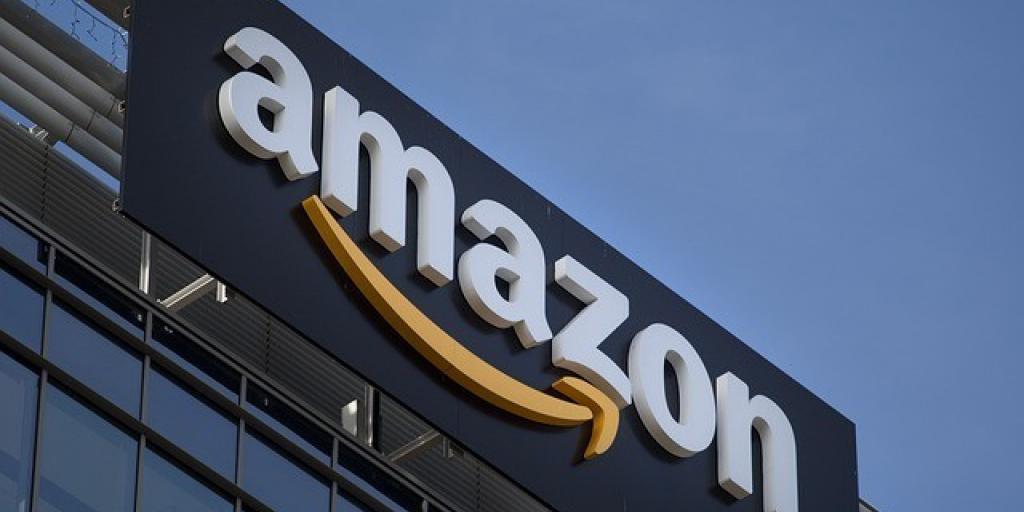Amazon: &Alpha;&pi;έ&lambda;&upsilon;&sigma;&epsilon; 16.000 &epsilon;&rho;&gamma;&alpha;&zeta;ό&mu;&epsilon;&nu;&omicron;&upsilon;&sigmaf; &sigma;&tau;&omicron; &pi;&lambda;&alpha;ί&sigma;&iota;&omicron; &alpha;&nu;&alpha;&delta;&iota;ά&rho;&theta;&rho;&omega;&sigma;&eta;&sigmaf; &kappa;&alpha;&iota; &epsilon;&pi;&epsilon;&nu;&delta;ύ&sigma;&epsilon;&omega;&nu; &sigma;&tau;&eta;&nu; AI
